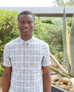 Montpellier BS passe le cap des 1000 alternants ! Merci à Volkswagen Group France d’avoir recruté Koffi Jean de Dieu !