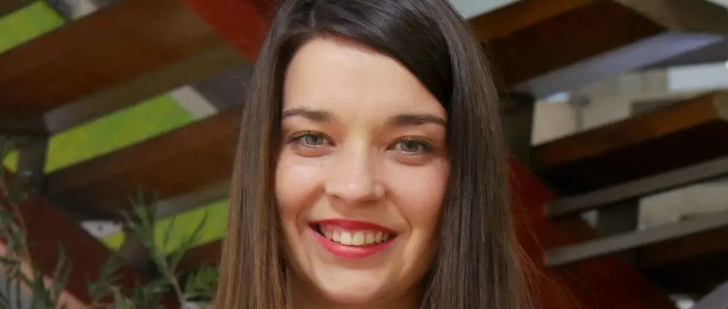 Mollie : « J’ai un Bac professionnel, 5 ans d’expérience dans le luxe et désormais je suis en Master 2 par alternance chez Chanel ! Merci à ceux qui m’ont poussée à croire en mes rêves ! »