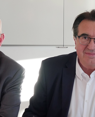 Montpellier Business School signe son 40ème grand partenariat avec Carrefour et accueille sa 1ère promotion du parcours diplômant VAE collective hybride