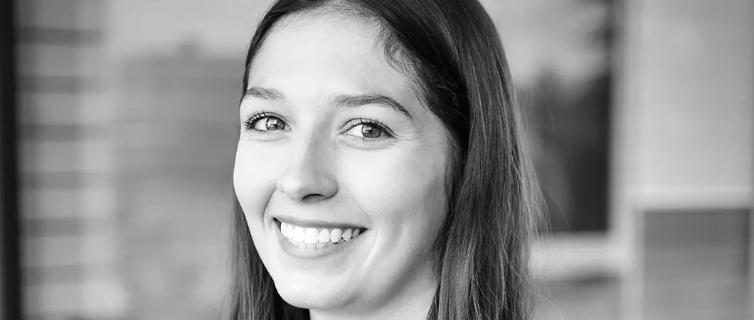 3 questions à Kelly, étudiante à MBS et ambassadrice The Adecco Group