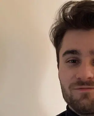 Initiative étudiante : Matteo imagine avec trois camarades « 1 jour 1 Start-up », un concept éditorial qui stimule la créativité et l’envie d’entreprendre