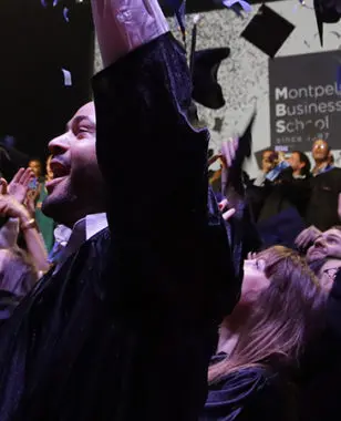 Retrouvez le replay de la Cérémonie de remise des diplômes des Programmes Grande Ecole & Bachelor