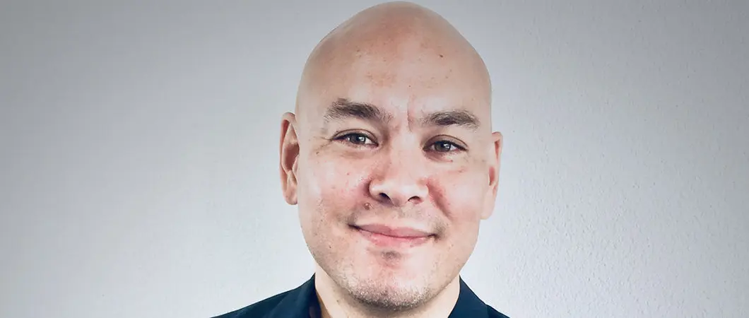 Diplômé MSc, Jason reçoit le Prix Entreprise Innovante et Responsable de la Fondation MBS pour l’égalité des chances