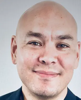 Diplômé MSc, Jason reçoit le Prix Entreprise Innovante et Responsable de la Fondation MBS pour l’égalité des chances