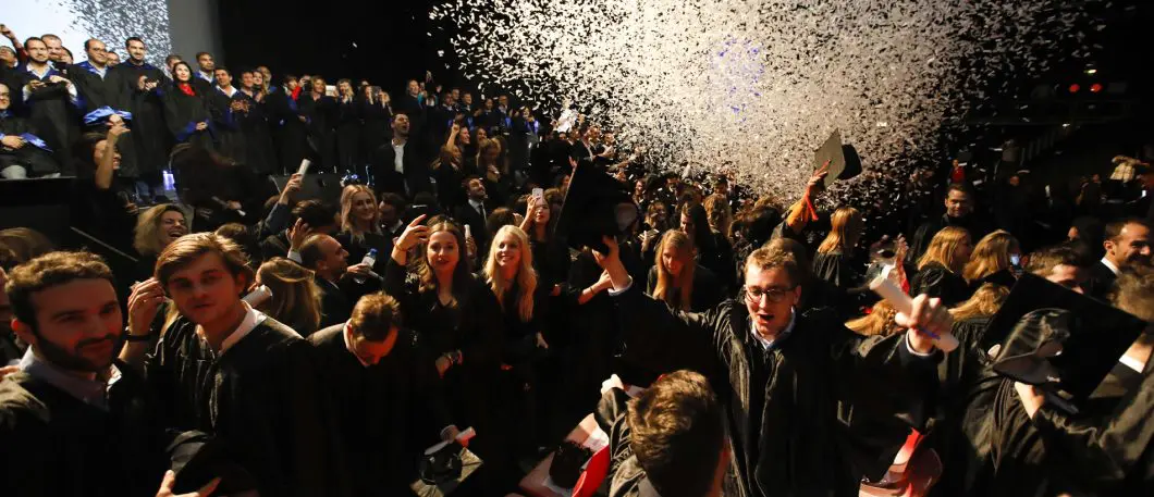 Cérémonie 2019 de remise des diplômes – l'Album