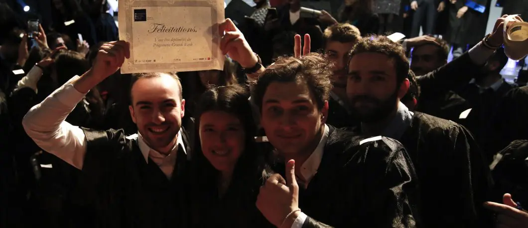 Cérémonie 2019 de remise des diplômes – l'Album