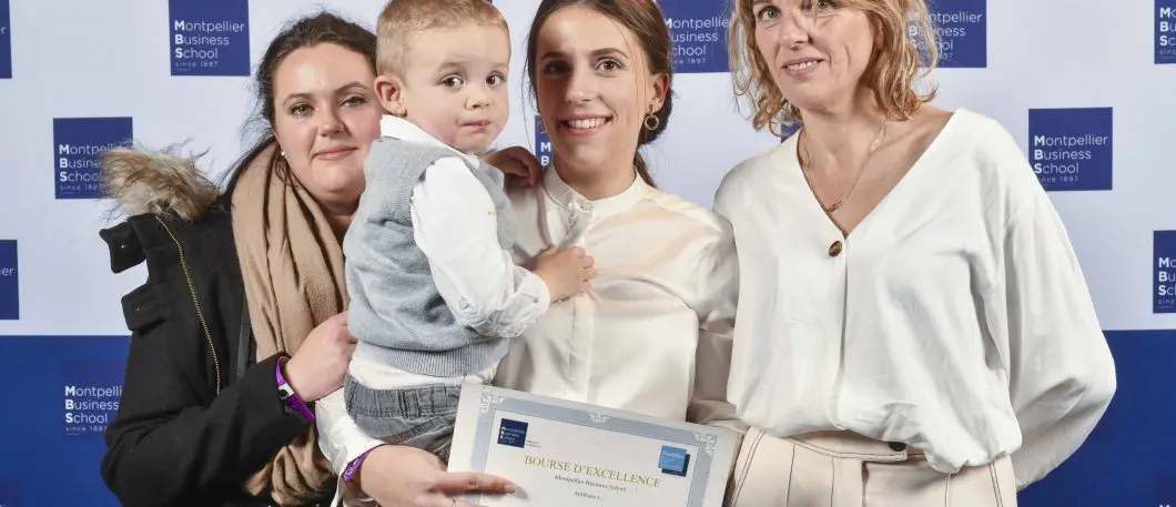 La Cérémonie de remise des Bourses : la concrétisation d’une politique sociale soutenue par les entreprises et par la Fondation