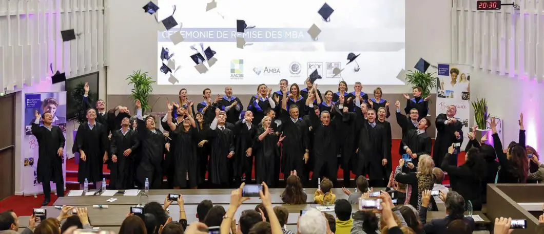 Cérémonie de remise des diplômes Executive MBA 2017