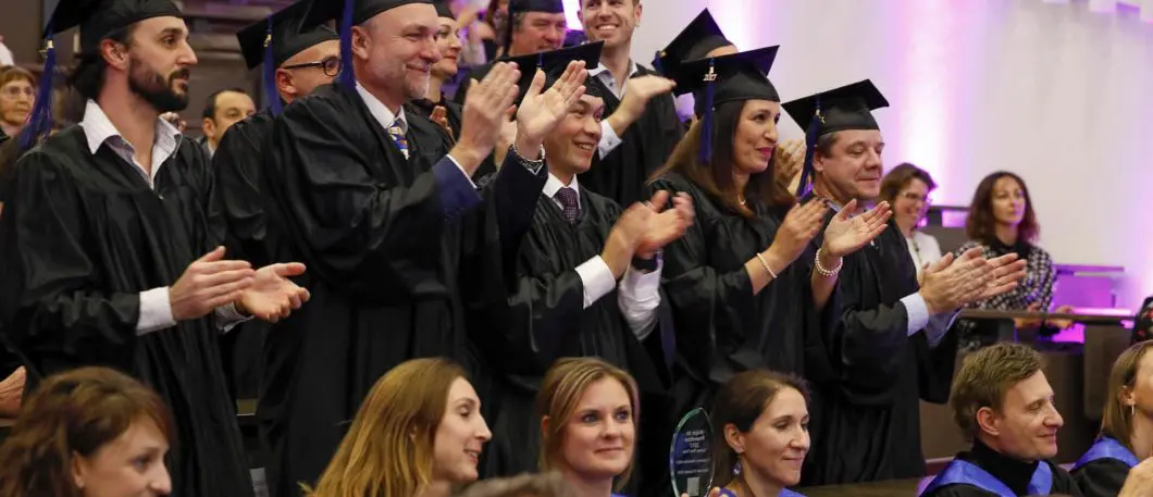Cérémonie de remise des diplômes Executive MBA 2017