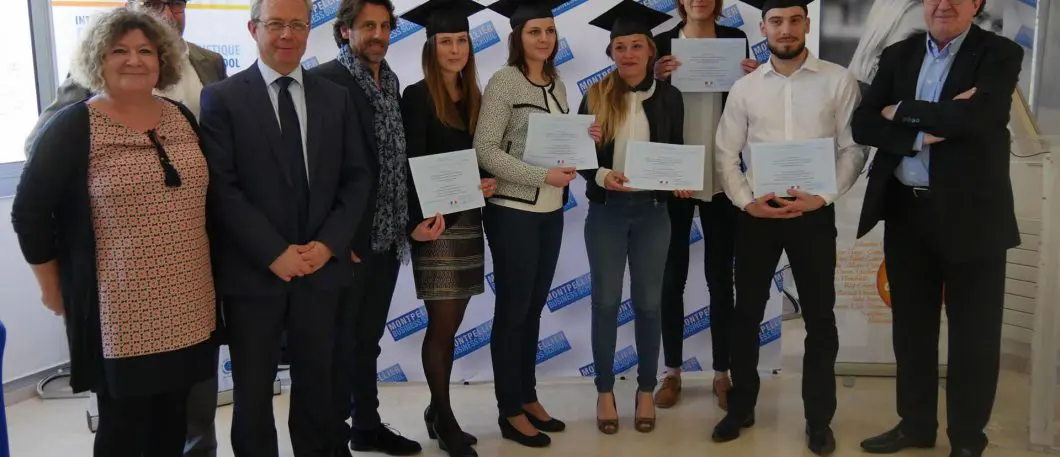 Cérémonie de remise des titres RET