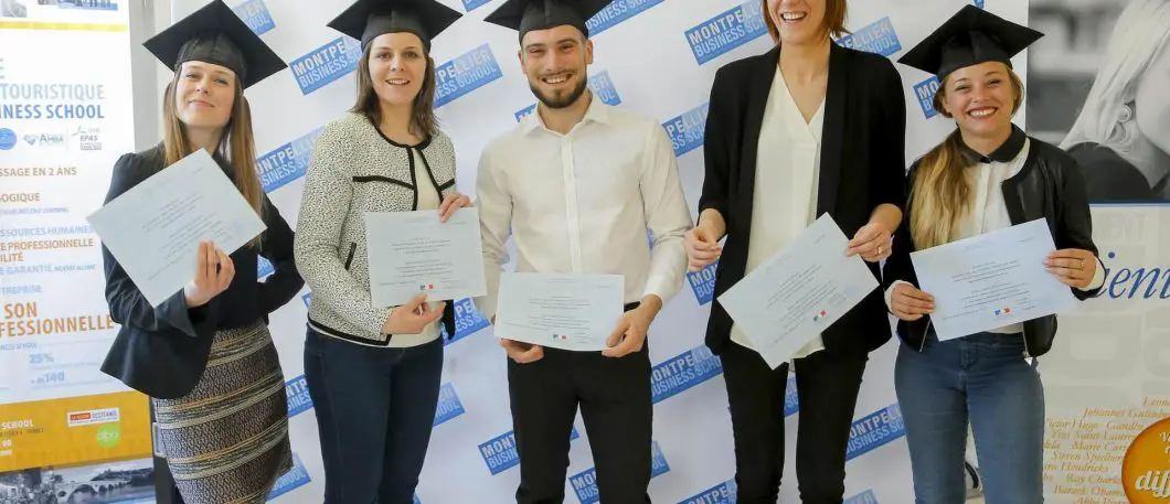 Cérémonie de remise des titres RET