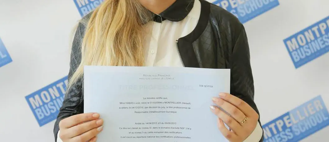 Cérémonie de remise des titres RET