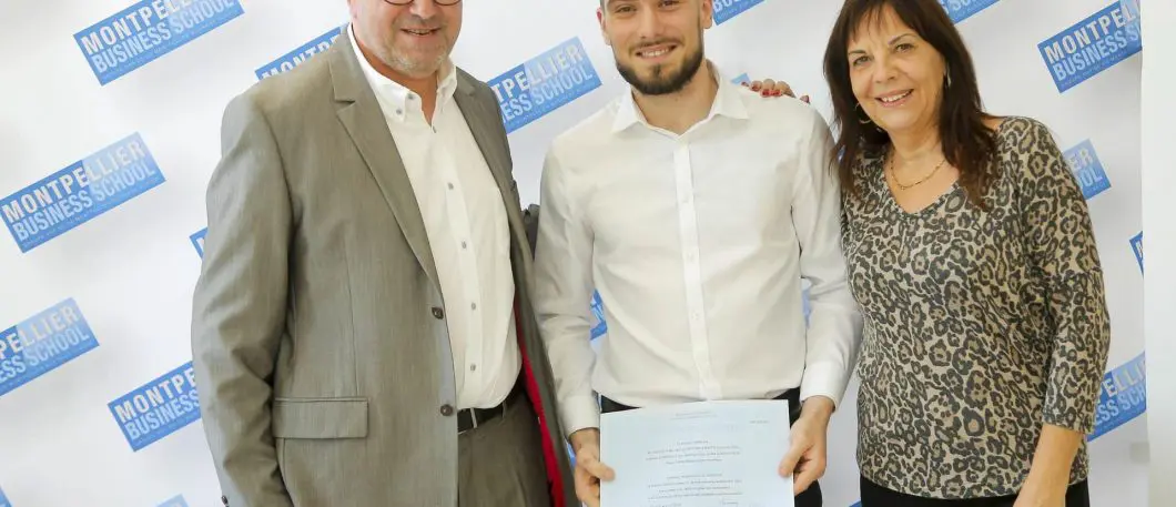 Cérémonie de remise des titres RET