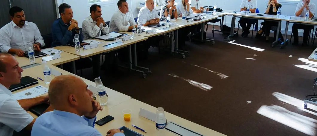 Rentrée des participants VAE hybride Carrefour