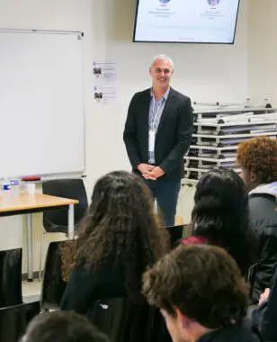 Professionnalisation : dans les coulisses de l’Alternance Day, une journée de coaching collectif avec les professionnels pour décrocher son futur contrat