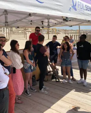 Comment les étudiants du certificat métiers du conseil sont-ils plongés dans les coulisses et le quotidien concret des startups ?
