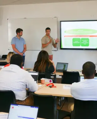 Quatre entreprises du territoire découvrent les résultats de l’audit RSE des apprenants de l’Executive MBA