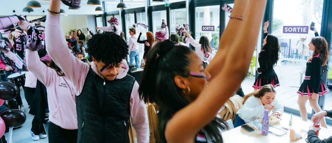 Vie associative : revivez la journée en rose et noir avec la Team Challenge