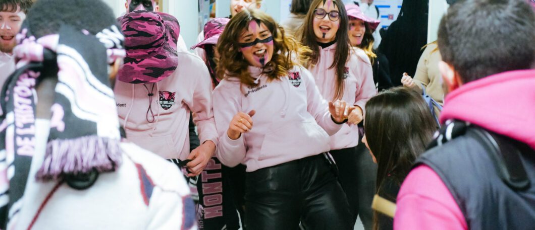 Vie associative : revivez la journée en rose et noir avec la Team Challenge