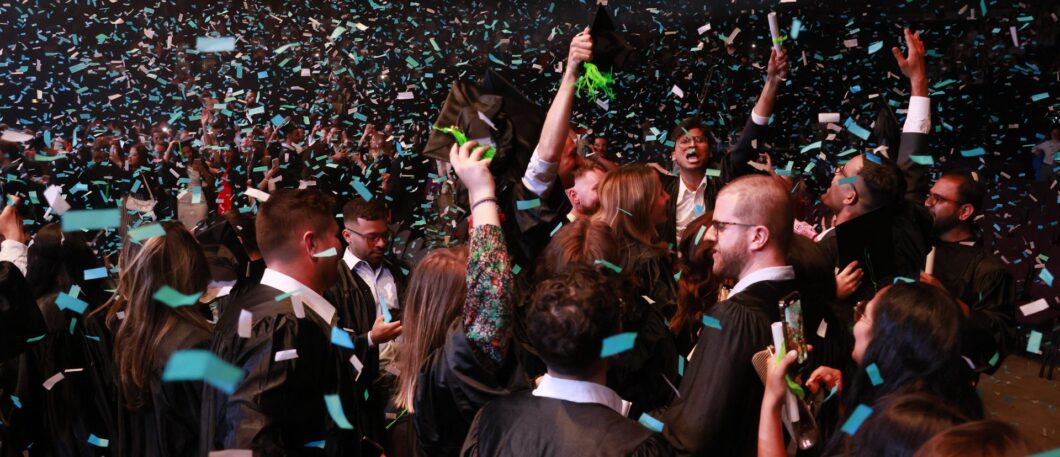 Experience the atmosphere at the 2023 Graduation Ceremony
